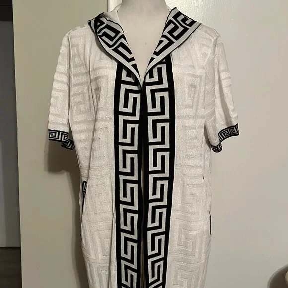 Prestige Original Hooded Cover Up - Picture 2 of 6